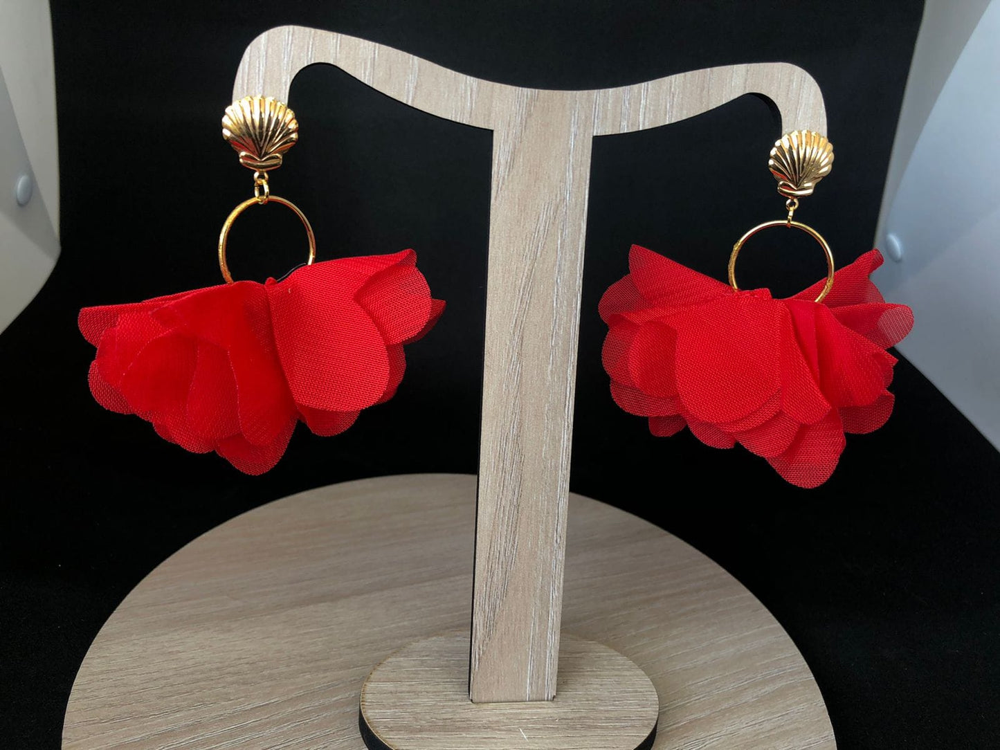 Aretes Pombo