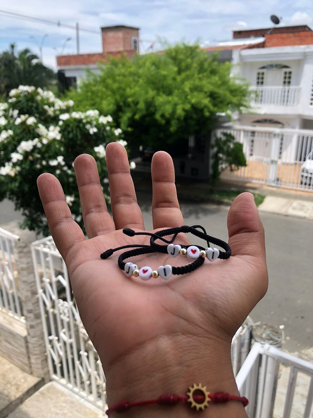 pulsera iniciales